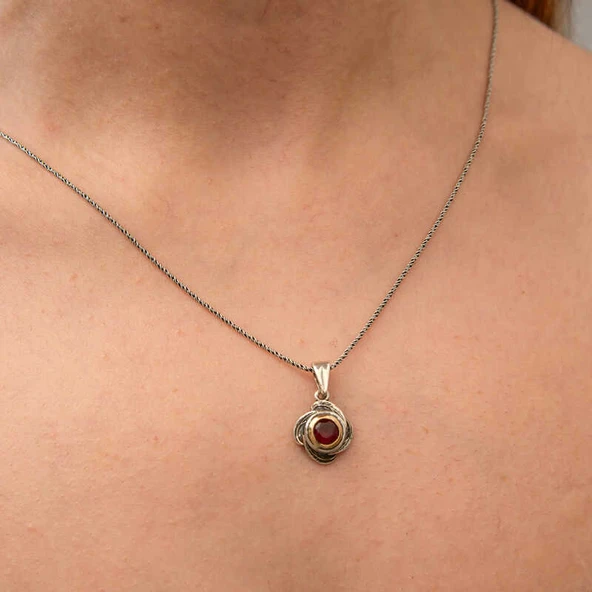 Gümüş Kırmızı Taşlı Gül Model Kadın Kolye SL12658 - Resim 3