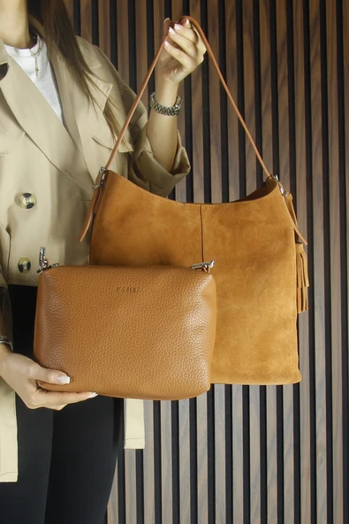 Erkan Saçmacı Taba Hakiki Dana Süet Püsküllü Manyetik Kapaklı Büyük Boy Günlük Omuz Çantası ve El Çantası