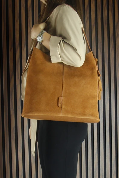 Erkan Saçmacı Taba Hakiki Dana Süet Püsküllü Manyetik Kapaklı Büyük Boy Günlük Omuz Çantası ve El Çantası - 3