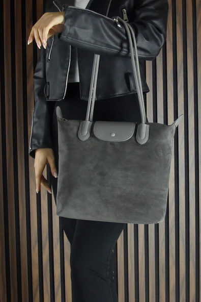 Erkan Saçmacı Gri Hakiki Dana Süet Fermuarlı Manyetik Kapaklı Büyük Boy Günlük Omuz Çantası