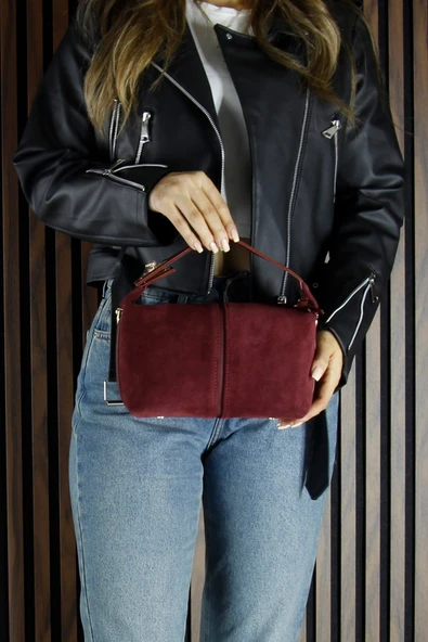 Erkan Saçmacı Bordo Hakiki Dana Süet Fermuarlı Askılı İç Cepli Orta Boy Günlük Omuz Çantası