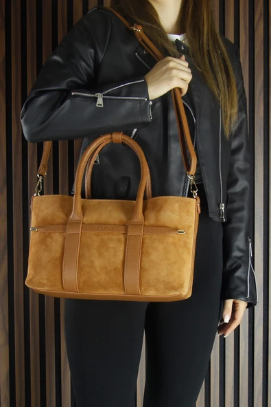 Erkan Saçmacı Taba Hakiki Dana Süet Fermuarlı Üç Bölmeli İç Cepli Askılı Orta Boy Günlük Omuz Çantası - Resim 5