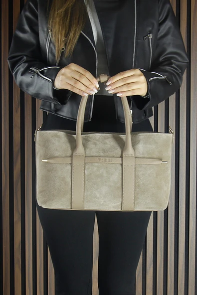 Erkan Saçmacı Kum Hakiki Dana Süet Fermuarlı Üç Bölmeli İç Cepli Askılı Orta Boy Günlük Omuz Çantası