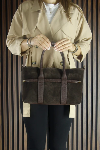 Erkan Saçmacı Bitter Hakiki Dana Süet Fermuarlı Üç Bölmeli İç Cepli Askılı Orta Boy Günlük Omuz Çantası