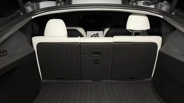 TESLA MODEL Y İÇİN UYUMLU BAGAJ HAVUZU VE KOLTUK ARKASI KORUMA TEK PARÇA - Resim 2
