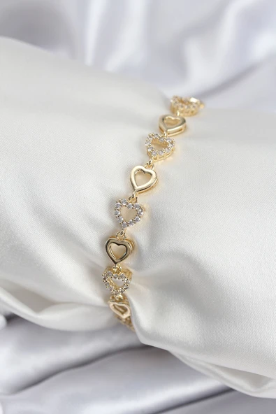 Pirinç VIP Seri Gold Renk Sıralı Kalp Model Kadın Bileklik - TJ-BB7935 ürün görseli