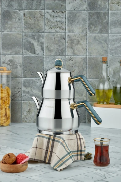 Cooker Everest 18/10 Paslanmaz Çelik Orta Boy Çaydanlık 0,75 L Demlik 1,75 L Alt Hazne ürün görseli