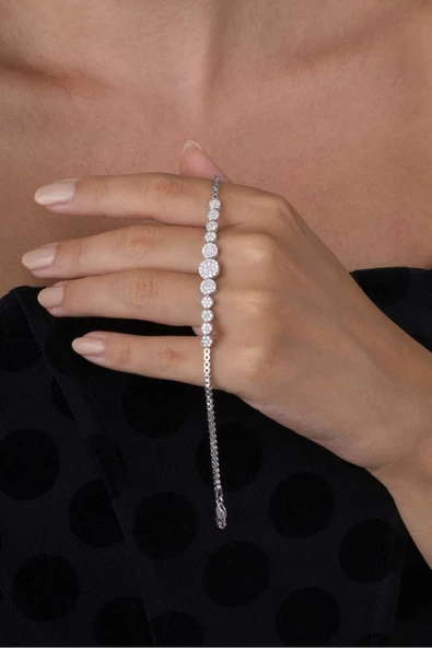 Gümüş Pazarım Hürrem Sultan Modeli Zümrüt Taşllı Damla Motifli 925 Ayar Gümüş Bileklik