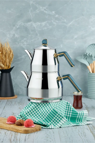 Cooker Everest 18/10 Paslanmaz Çelik Aile Boy Çaydanlık 1,40 L Demlik 2,75 L Alt Hazne ürün görseli 1