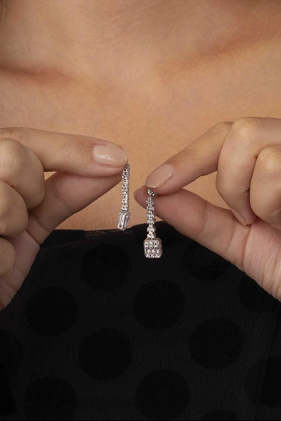 Gümüş Pazarım Baget Taşlı Rodyum Kaplama Su Yolu 925 Ayar Gümüş Küpe - 3