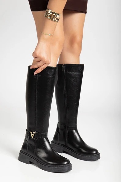 Kadın Siyah Cilt Toka Detaylı Çizme - Resim 8
