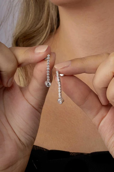 Gümüş Pazarım Tektaş Detaylı Su Yolu Rodyum Kaplama 925 Ayar Gümüş Küpe - Resim 2