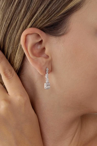 Gümüş Pazarım Baget Taşlı Rodyum Kaplama Su Yolu 925 Ayar Gümüş Küpe - 2