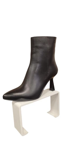 VENÜS 2554002K İNCE TOPUK SİVRİ DERİ KLASİK KADIN BOT - Resim 9