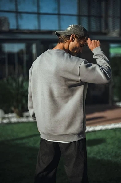 Kışlık Bisiklet Yaka Üç İplik Basic SweatShirt - Boyalı Gri - Resim 4