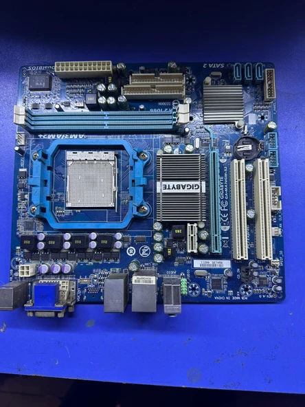 GIGABYTE MA74GM-S2 AMD AM3/2+/2 DDR2 VGA+SATA+GLAN  2.EL ANAKART ürün görseli 1