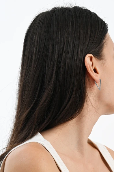 Gümüş rodyumlu zirkon taşlı modern tasarımlı prizma (üçgen) küpe SGTL13028RODAJ - Resim 3