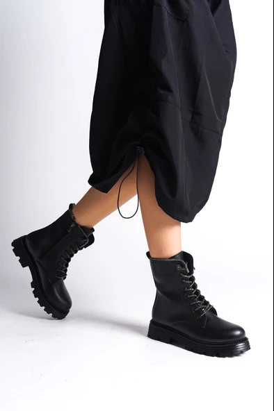 New Pamela Bağcıklı Fermuarlı Simli İp Kadın Siyah Deri Bot ürün görseli 1