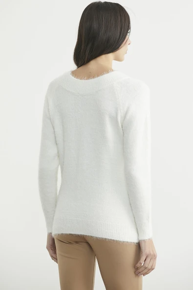 Yuvarlak Yaka Yumoş Basic Triko Kazak - Beyaz - Resim 6