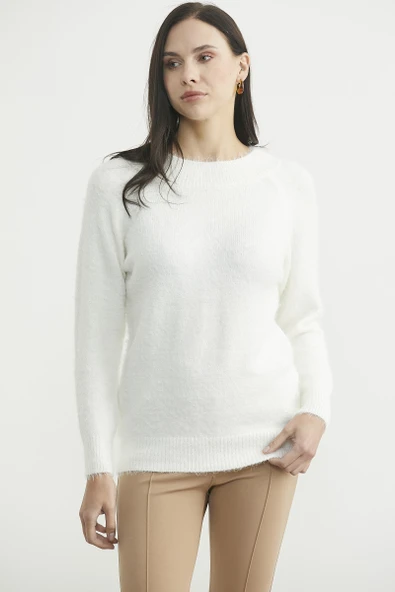 Yuvarlak Yaka Yumoş Basic Triko Kazak - Beyaz - Resim 3