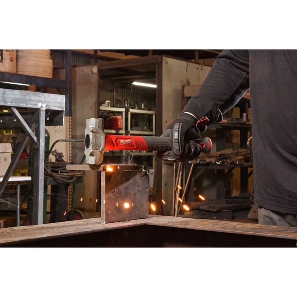 Milwaukee Fiber Saplı Balyoz 1.13 Kg - 4932498305 - 3