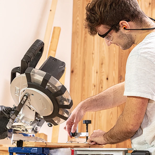 Scheppach HM216 Gönye Kesme Makinesi 216 Mm 2000W - 5901215903 - 2