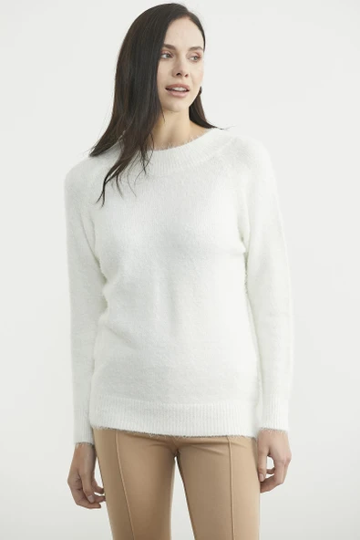 Yuvarlak Yaka Yumoş Basic Triko Kazak - Beyaz - Resim 4