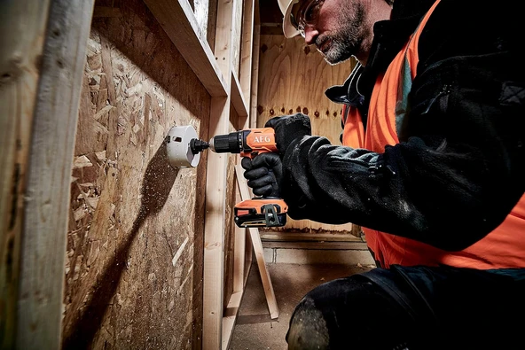 Aeg BSB 18G4-202C 2x2.0Ah Çift Akülü Darbeli Matkap - 4935478631 - 3