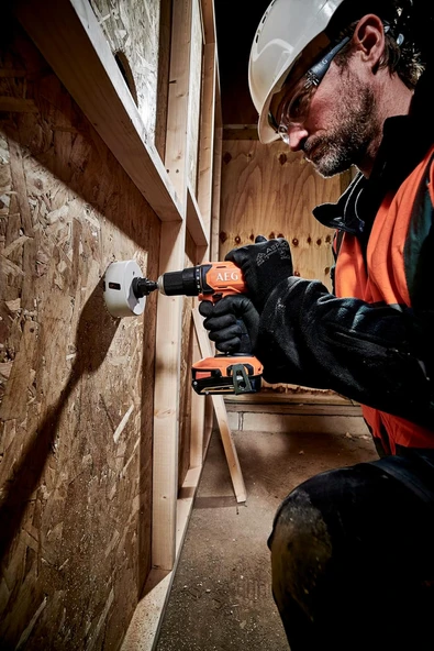 Aeg BSB 18G4-202C 2x2.0Ah Çift Akülü Darbeli Matkap - 4935478631 - 2