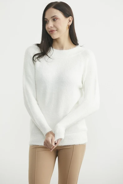 Yuvarlak Yaka Yumoş Basic Triko Kazak - Beyaz - Resim 2
