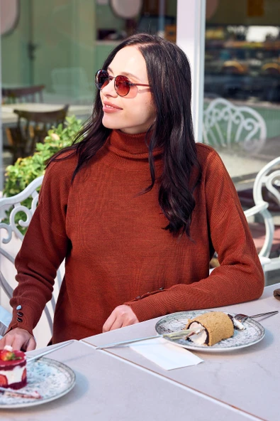 Tam Balıkçı Arkası Uzun Triko Kazak - Kiremit ürün görseli