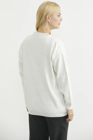 V Yaka Salaş Düğmeli Triko Hırka - Kemik - Resim 6