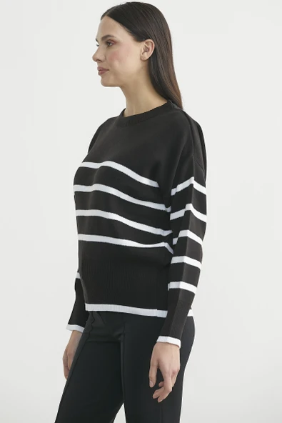 Oversize Çizgi Detaylı Triko Kazak - Siyah - Resim 3