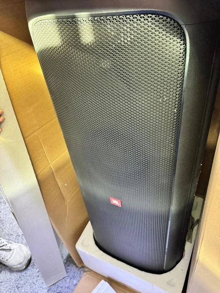 JBL Partybox 1000 Bluetooth Hoparlör Siyah - TEŞHİR - 4