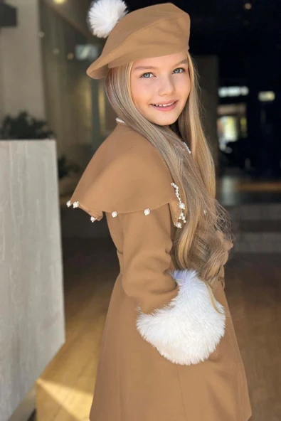 Kız Çocuk Boydan Yakası İnci Taş İşlemeli Şal Detaylı Kemerli Bej Kaşe - 3