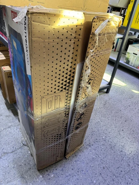 JBL Partybox 1000 Bluetooth Hoparlör Siyah - TEŞHİR - 2