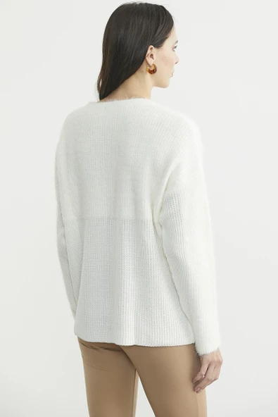 Oversize Yumuşak Dokulu Triko Kazak - Beyaz - Resim 5