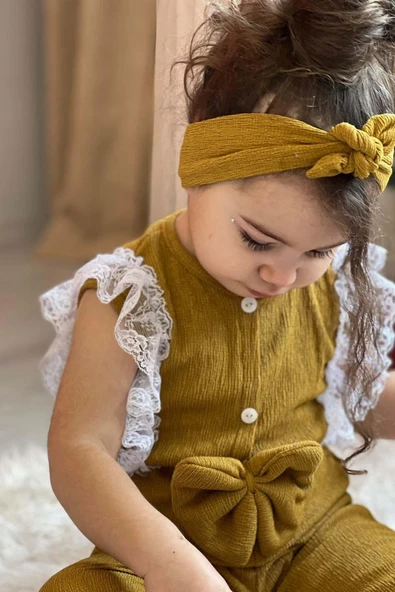 Kız Çocuk Omuzdan Göğse Dantel İşlemeli Beli Fiyonk Detaylı Bandanalı Hardal Tulum - Resim 7