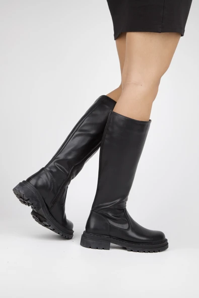 25-1411 Kadın Siyah Çizme ürün görseli 1