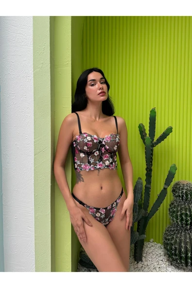 Love Fuchsia Underwear Çiçek Desenli Kapsız Brode Siyah Bustiyer Takım (684T) ürün görseli 1
