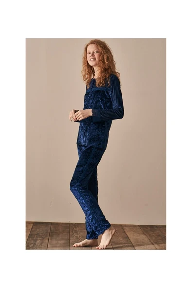 çamaşırsepeti 3910 Kadın Kadife Pijama Takımı - Resim 2