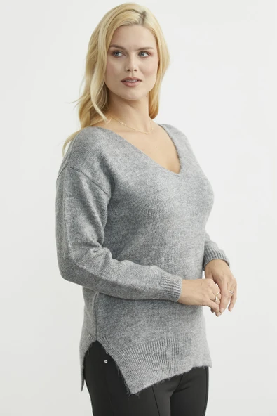 Yumuşak Dokulu V Yaka Triko Kazak - Füme - Resim 3