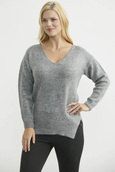 Yumuşak Dokulu V Yaka Triko Kazak - Füme - Resim 2