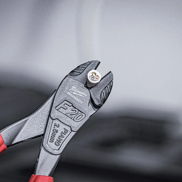 Milwaukee Yankeski 200 Mm Vde 1000V- 4932464570 - 3