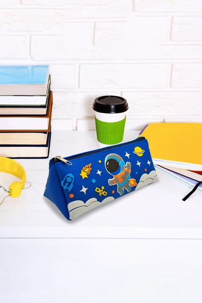 Astronot Tasarımlı PVC Kalem Kutusu – Dayanıklı Silikon Yapı, Çocuklar için Şık ve Pratik Saklama Kutusu, Çevre Dostu ve Uzun Ömürlü - Resim 8