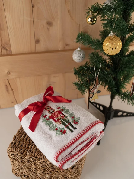 Pamuklu 2'li 45x70 cm Lüks & Modern Nakışlı Hediyelik Havlu Seti Baveno - Resim 9