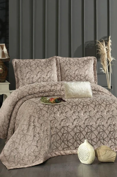 Eliz Şönil Çift Kişilik Yatak Örtüsü 260x260 cm Gül Kurusu ürün görseli