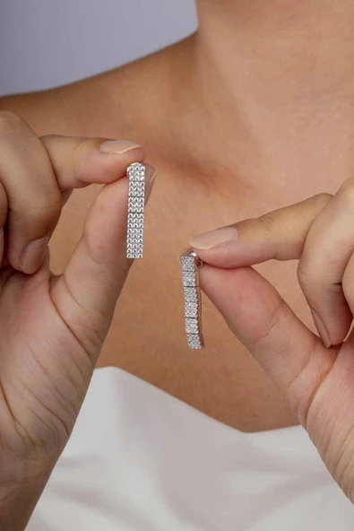 Gümüş Pazarım Beyaz Altın Kaplama 3 Sıra Su Yolu 925 Ayar Gümüş Küpe - 2