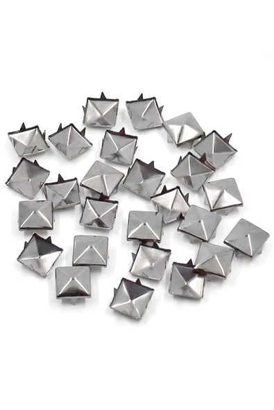 Süs Tırnaklı Çakma Kare Piramit 7 mm 20 Adet Metal Trok - Resim 2