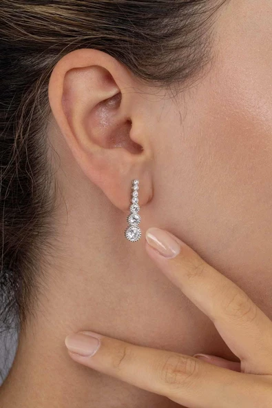 Gümüş Pazarım Pırlanta Montür Yuvarlak Kesim Su Yolu Gümüş Küpe